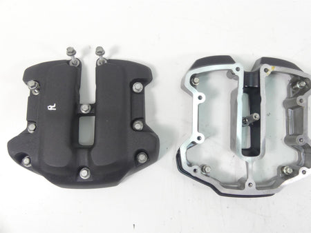 2021 Harley Softail FXBBS Street Bob Cylinder Head Valve Cover Set 25700697 {{ shop.shopifyCountryName }} - Mototech271