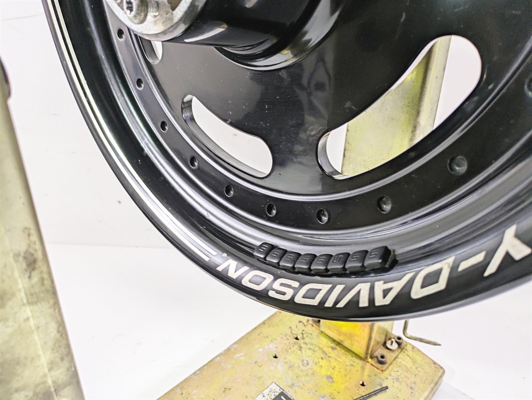 2015 Harley FXDF Dyna Fat Bob Front Wheel Rim Straight 16x3 Black 43300254 {{ shop.shopifyCountryName }} - Mototech271