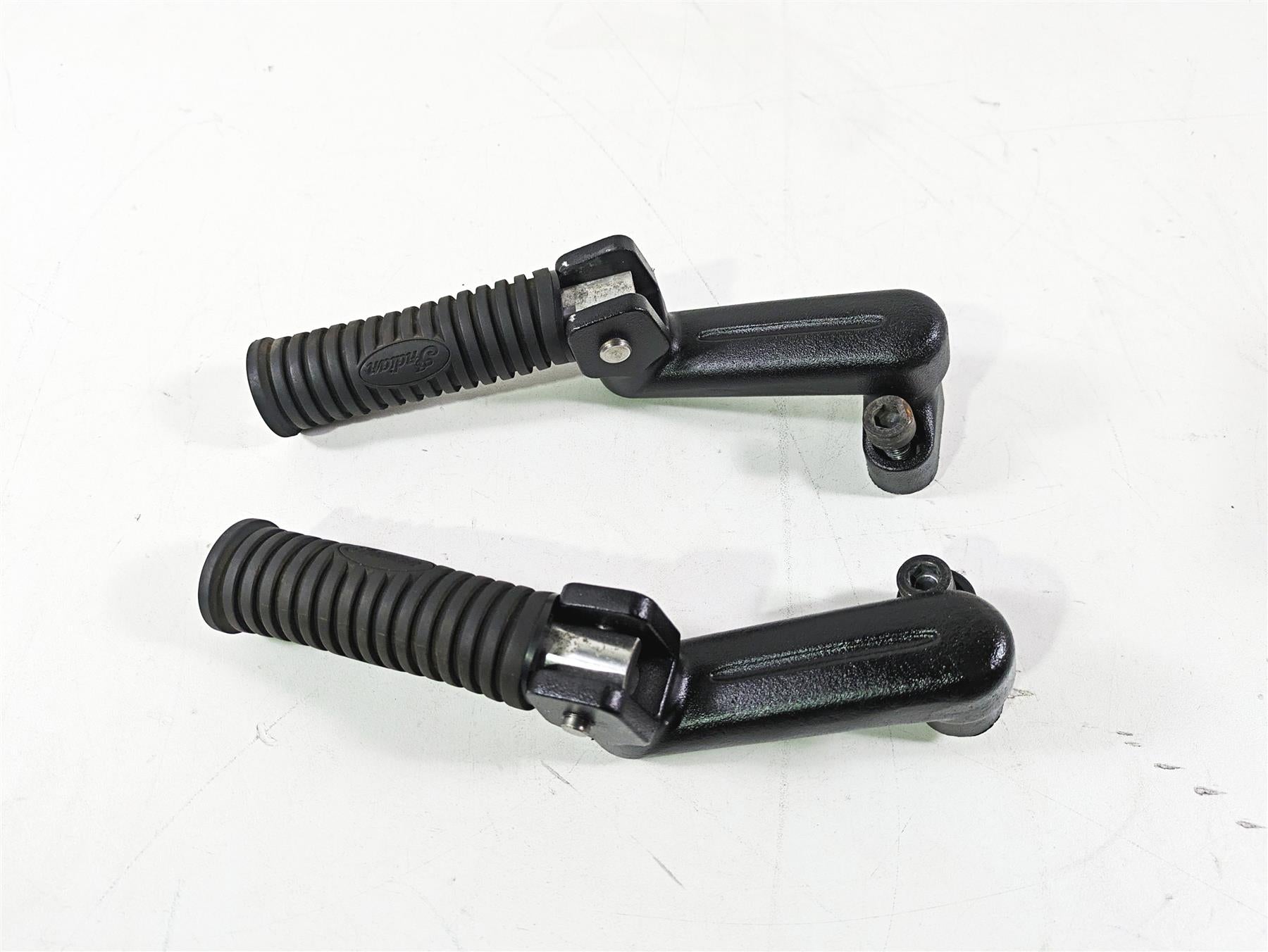 2018 Indian Chieftain Dark Horse Rear Passenger Foot Pegs 5140869 5140870 {{ shop.shopifyCountryName }} - Mototech271