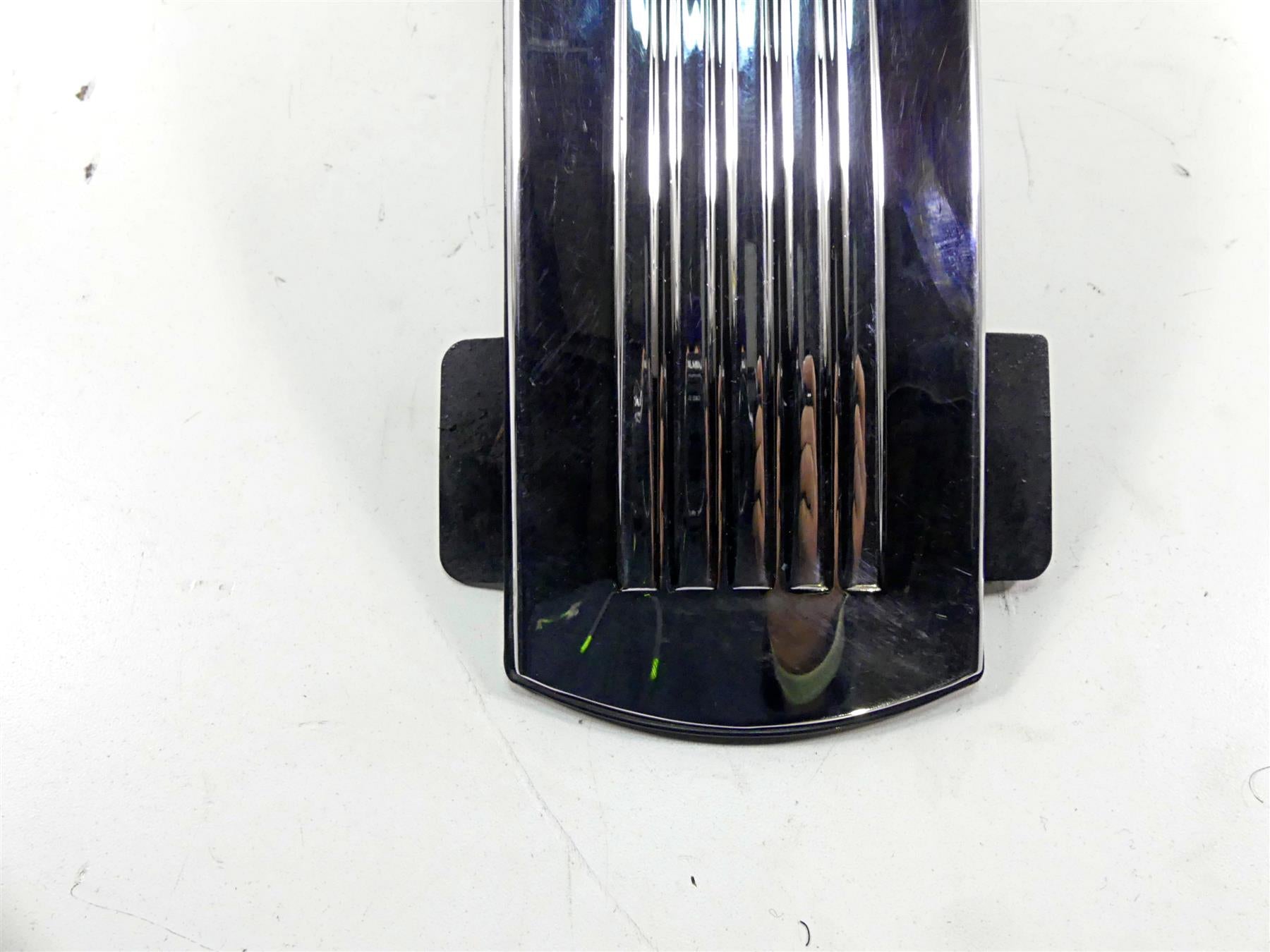 2005 Harley VRSCSE CVO V-Rod Upper Tank Cover Chrome Trim Brace 71321-05 {{ shop.shopifyCountryName }} - Mototech271