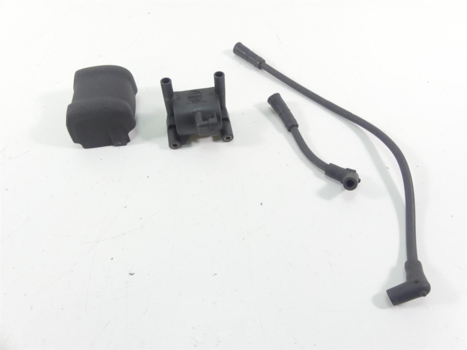 2008 Harley Softail FXSTB Night Train Ignition Coil & Black Cover 31696-07A {{ shop.shopifyCountryName }} - Mototech271