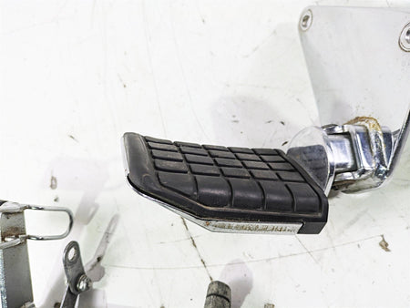 2002 Honda GL1500 CD Valkyrie Deluxe Front Footpeg & Pedal Set 50615-MZ0-000 {{ shop.shopifyCountryName }} - Mototech271