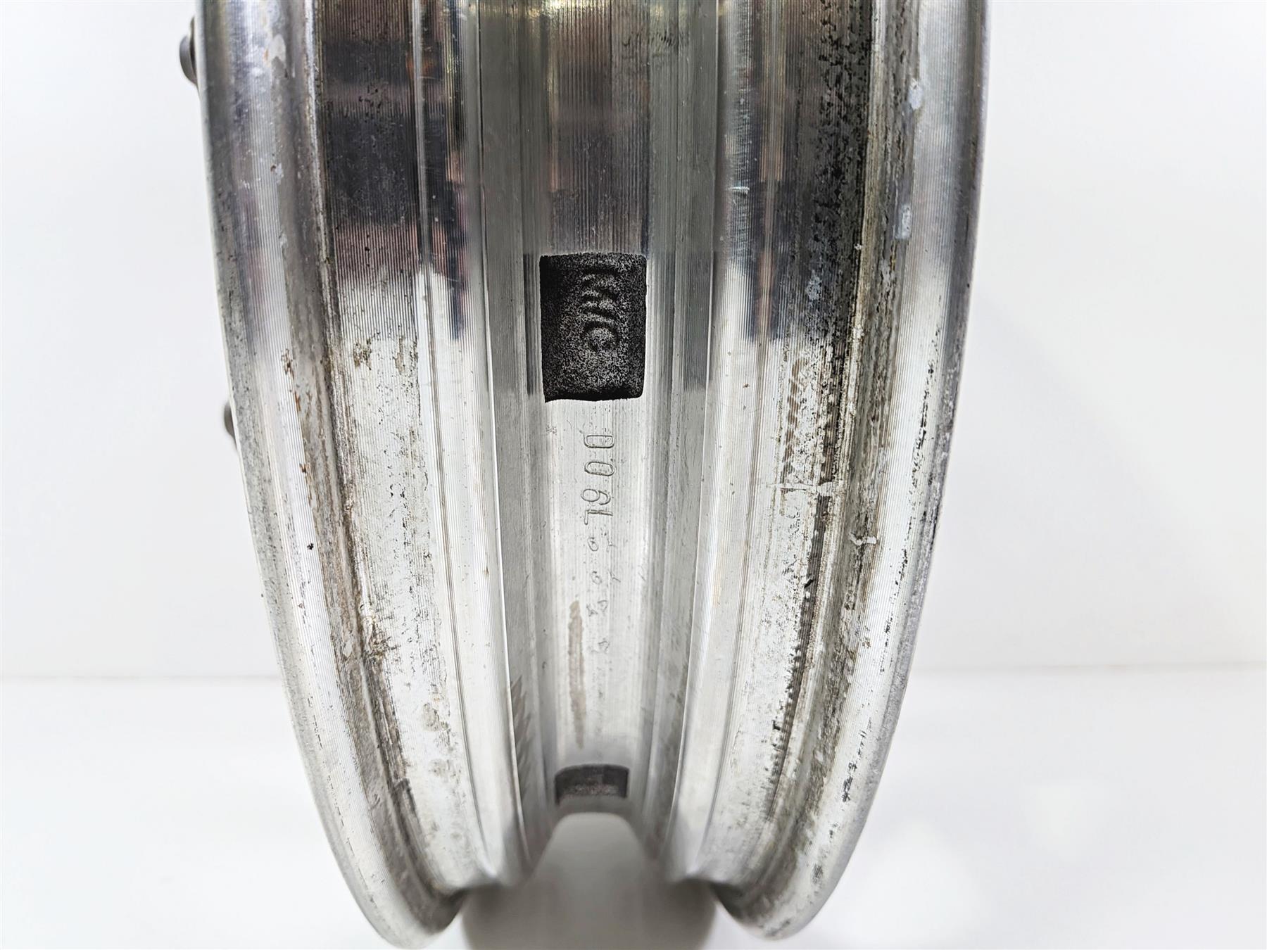 2018 Harley FLHTCU Touring Electra Glide Straight 17x3 10Sp Front Wheel 43300019-Mototech271