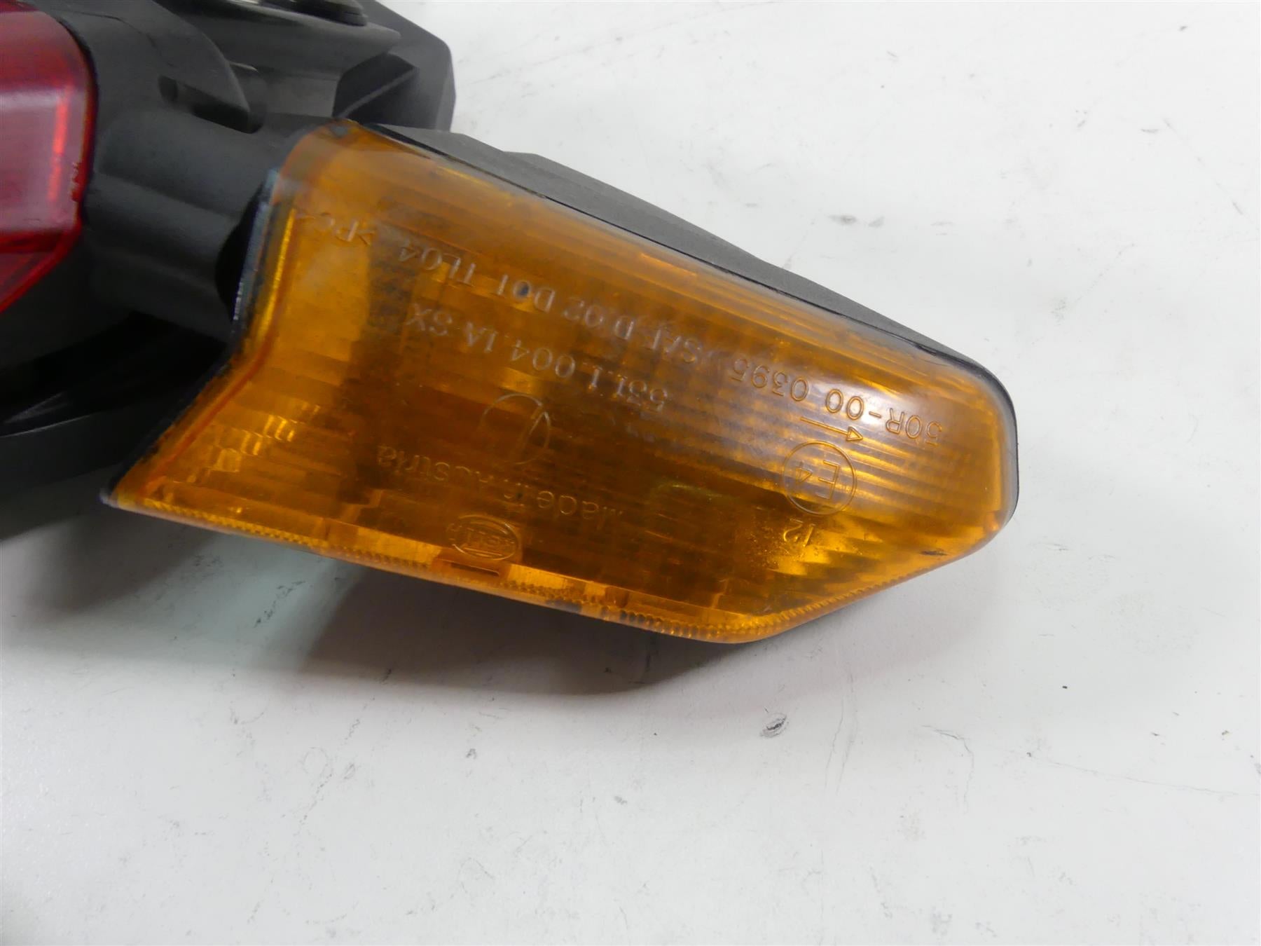 2006 Ducati 999 Biposto Taillight Rear Light Blinker Plate Holder Set 52510131A {{ shop.shopifyCountryName }} - Mototech271
