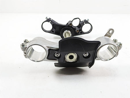 2022 Suzuki GSXR 750 Upper Lower Triple Tree Set -Read 51410-01H10 51311-01H00 {{ shop.shopifyCountryName }} - Mototech271