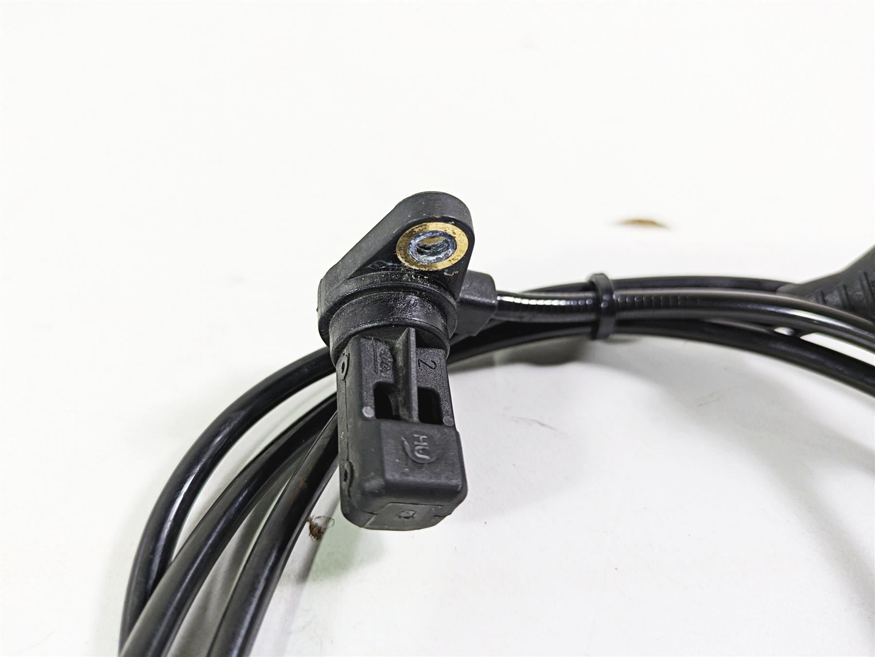 2014 Moto Guzzi California 1400 Touring Front Abs Wheel Speed Sensor 859792 {{ shop.shopifyCountryName }} - Mototech271