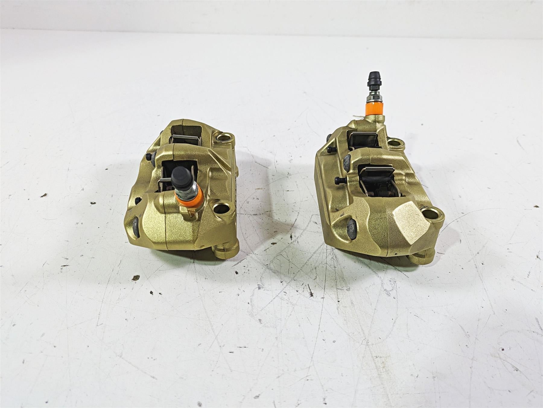2017 BMW S1000R K47 Brembo Front Brake Caliper Set 100mm 34117714783 34117714784 {{ shop.shopifyCountryName }} - Mototech271