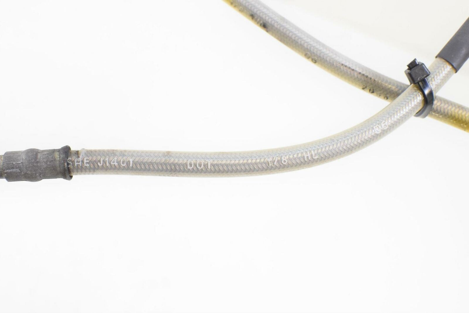 2007 MV Agusta B4 Brutale 910 R Clutch Line Pipe Hose 800098697 {{ shop.shopifyCountryName }} - Mototech271