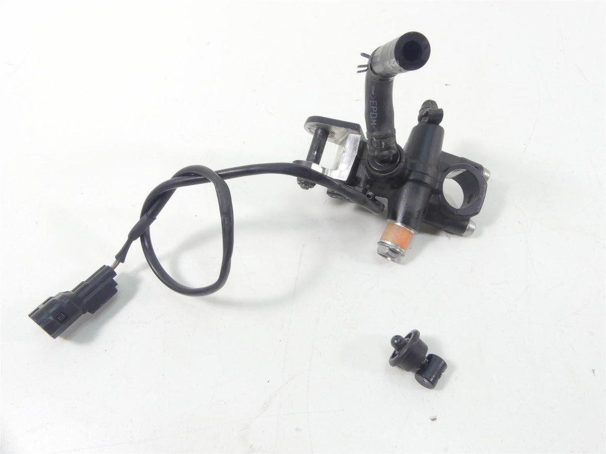 2019 Kawasaki ZX1400 ZX-14R Ninja Front Radial Brake Master Cylinder 43015-0644 {{ shop.shopifyCountryName }} - Mototech271