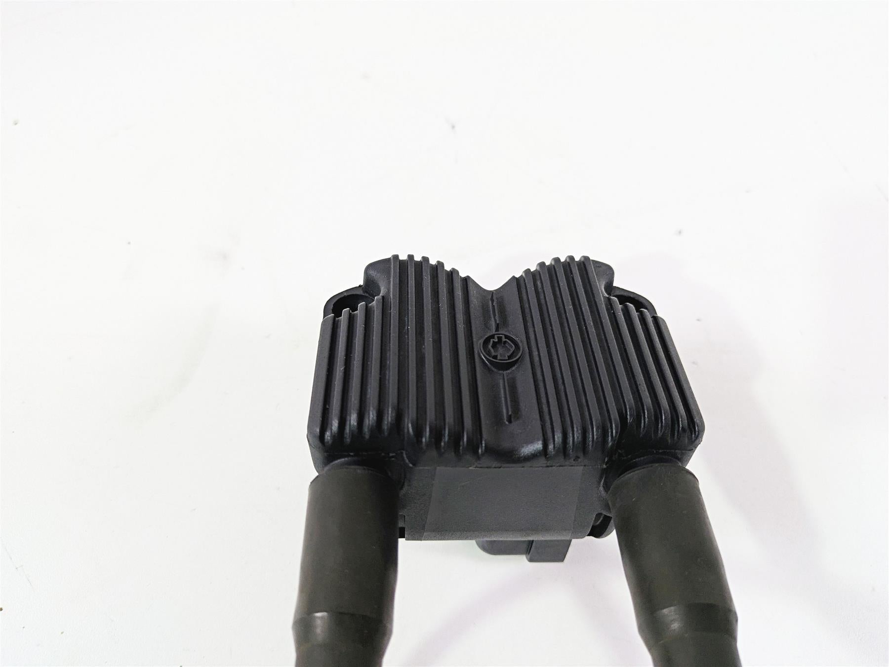 2007 Harley Touring FLHRSE CVO Road King Ignition Coil + Plugs Set 31743-01 {{ shop.shopifyCountryName }} - Mototech271