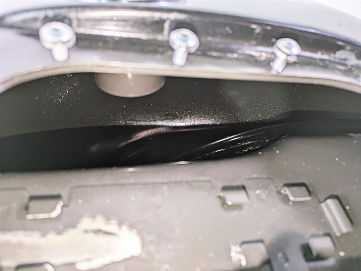 2015 Harley FXDL Dyna Low Rider Fuel Gas Petrol Tank -READ 61593-10 {{ shop.shopifyCountryName }} - Mototech271