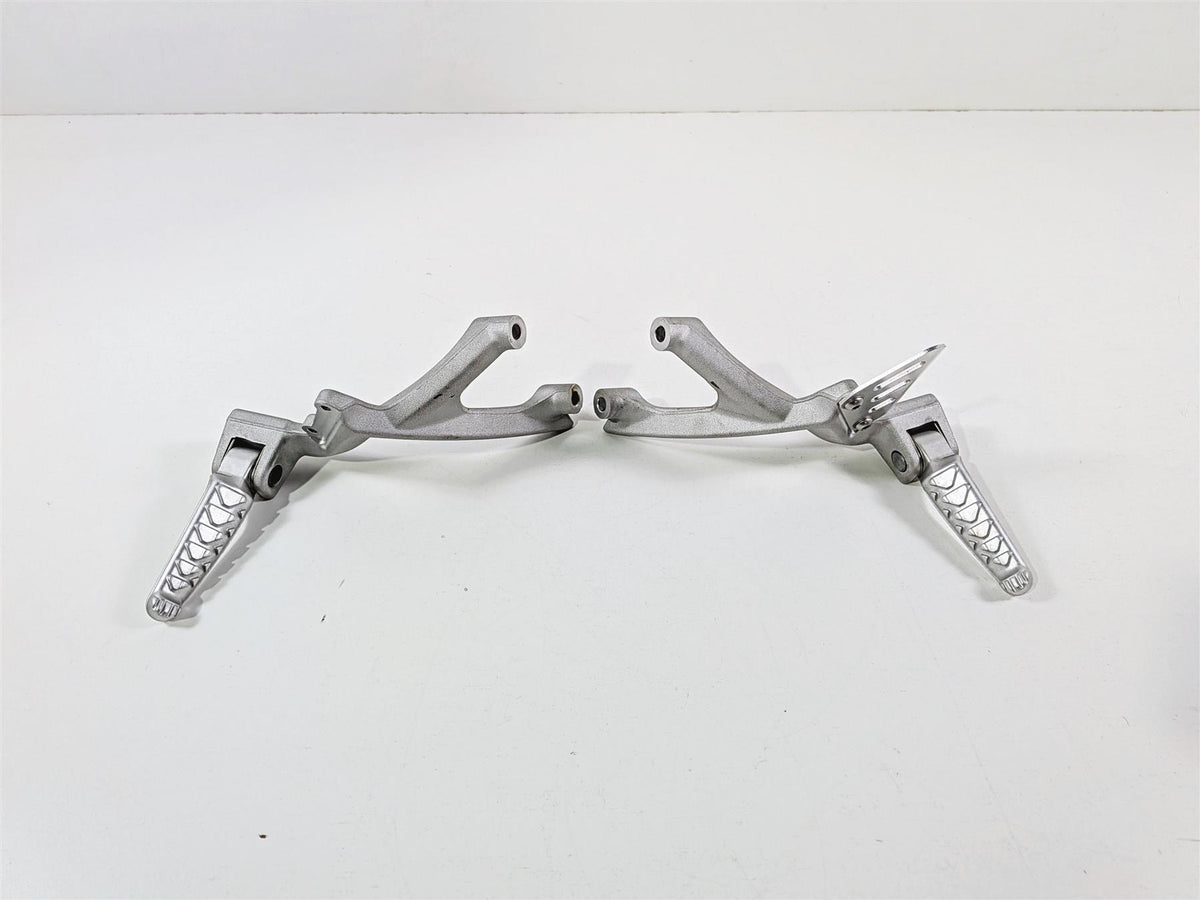 2014 Aprilia RSV4 RR Factory Rear Passenger Foot Peg Rest Set 893996 893997 {{ shop.shopifyCountryName }} - Mototech271