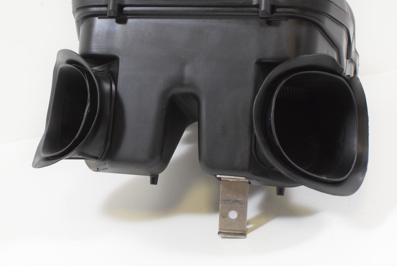 2015 Aprilia Tuono 1000 V4 APRC ABS Air Box Breather Cleaner Filter Assembly {{ shop.shopifyCountryName }} - Mototech271