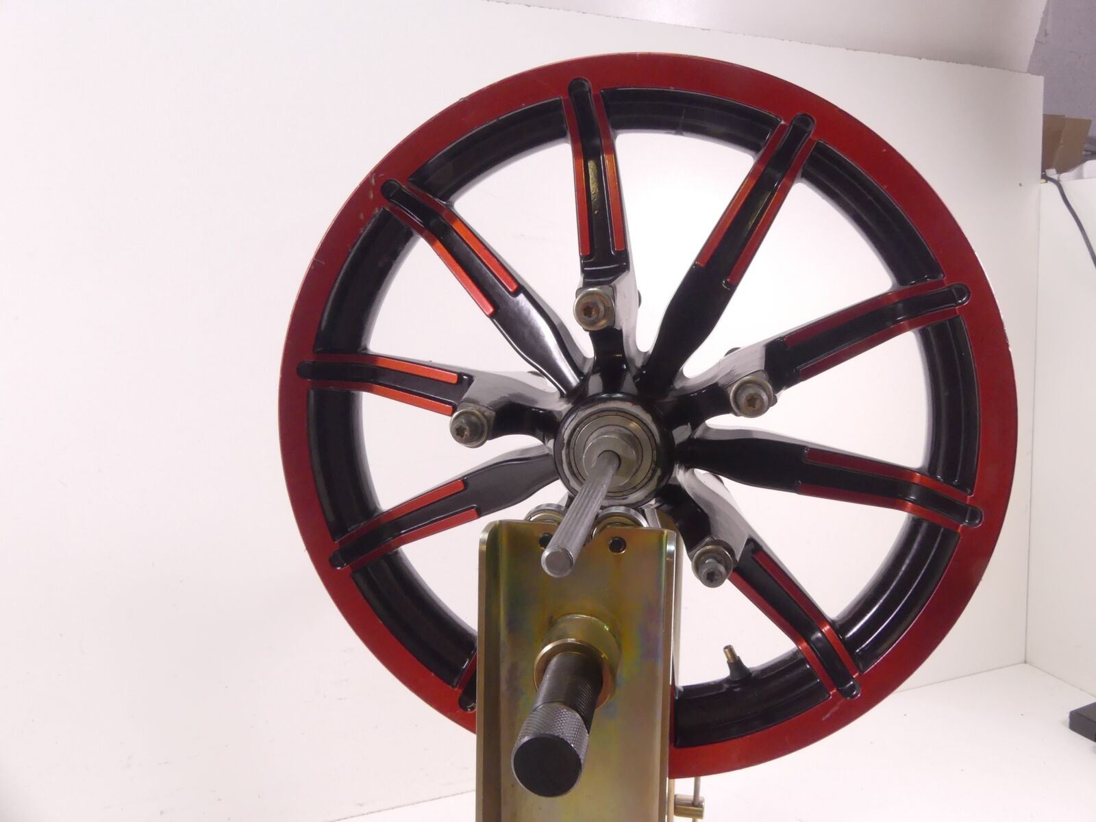 2014 Harley Touring FLHTCU Electra Glide Front Wheel Rim 17x3 - Read 43300019 {{ shop.shopifyCountryName }} - Mototech271