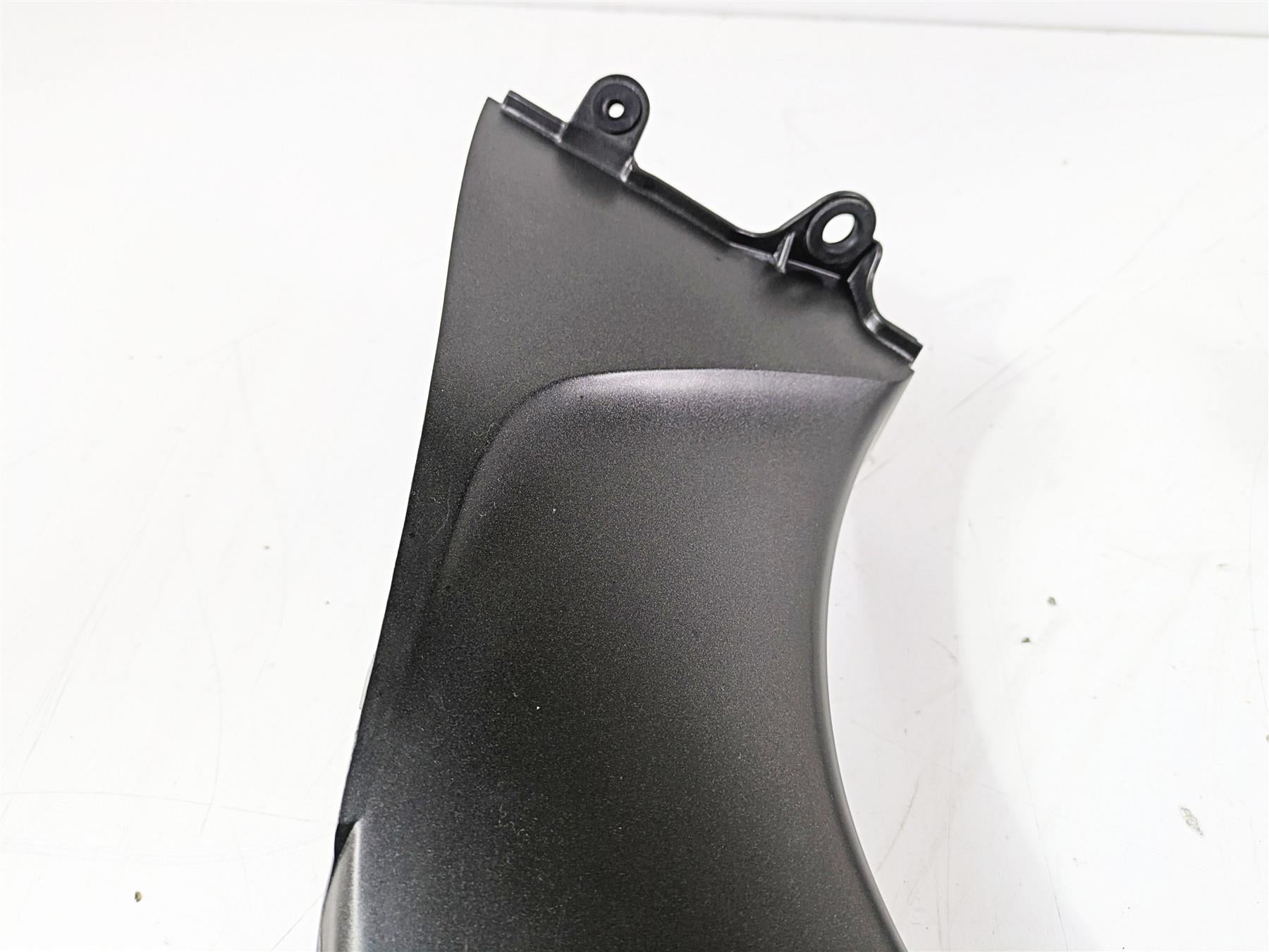 2005 Kawasaki ZX12R Ninja Upper Inner Air Duct Cover Set 55028
