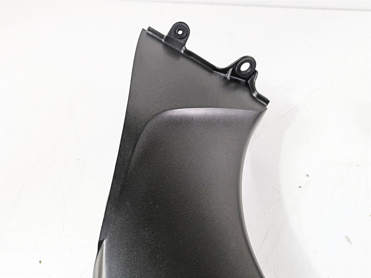 2005 Kawasaki ZX12R Ninja Upper Inner Air Duct Cover Set 55028-1435 {{ shop.shopifyCountryName }} - Mototech271