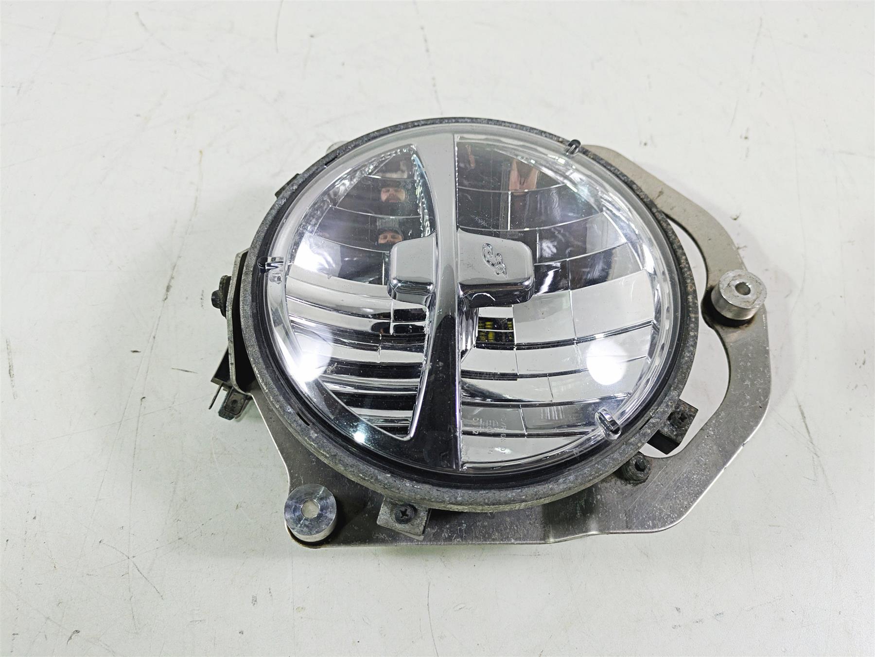 2018 Indian Chieftain Limited Headlight Head Light Lamp Lens 2412961 {{ shop.shopifyCountryName }} - Mototech271