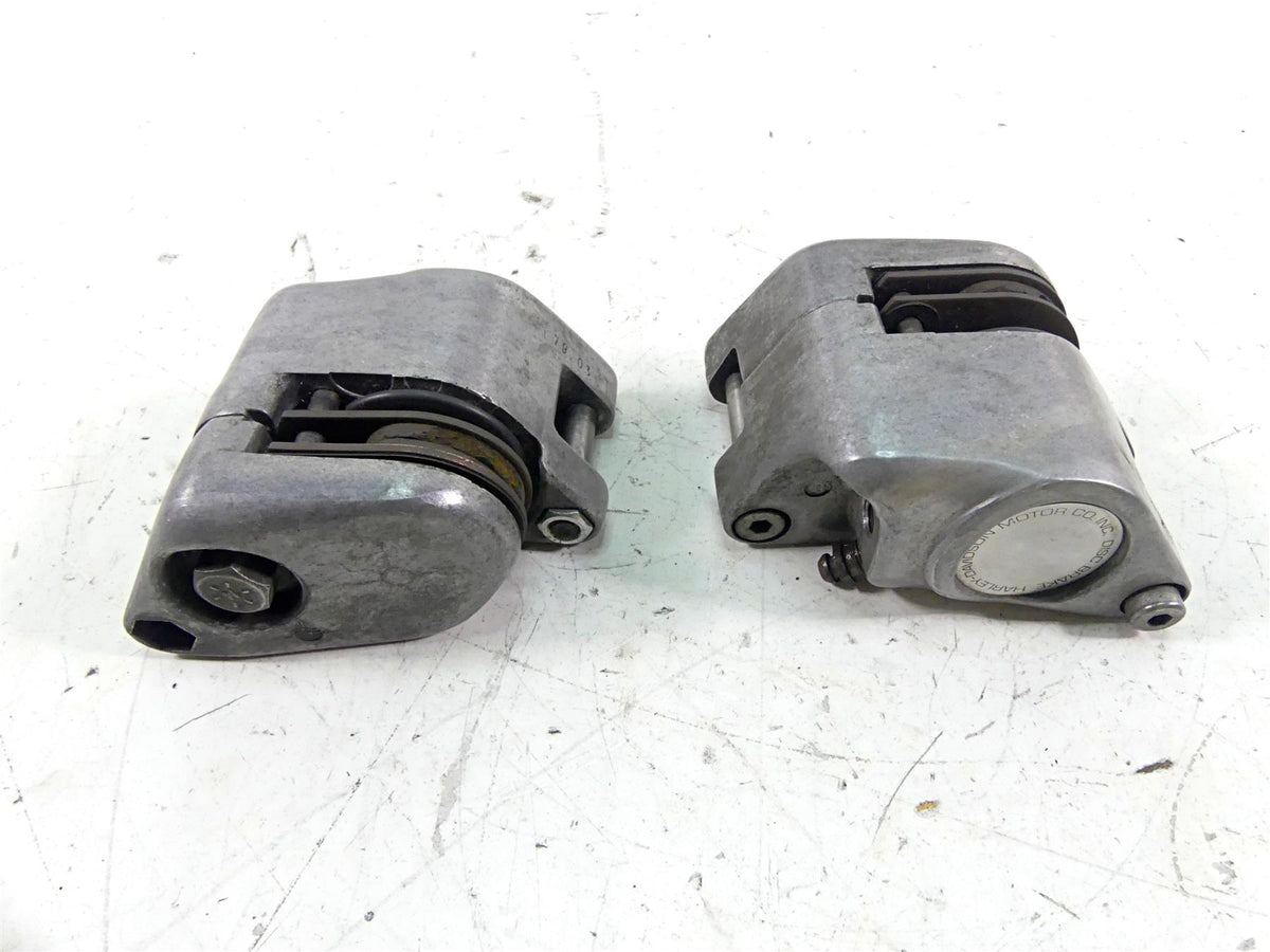 1979 Harley Sportster XLS1000 Roadster Front Brake Caliper Set 44121-77 44195-77 {{ shop.shopifyCountryName }} - Mototech271