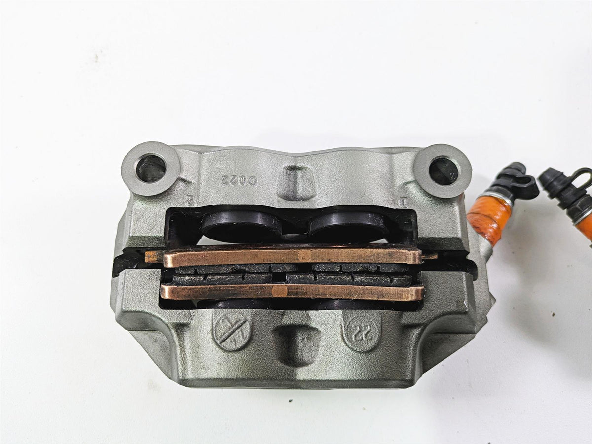 2024 Triumph Tiger 900 GT Brembo M4 Front Brake Caliper Set 101mm T2028670 {{ shop.shopifyCountryName }} - Mototech271