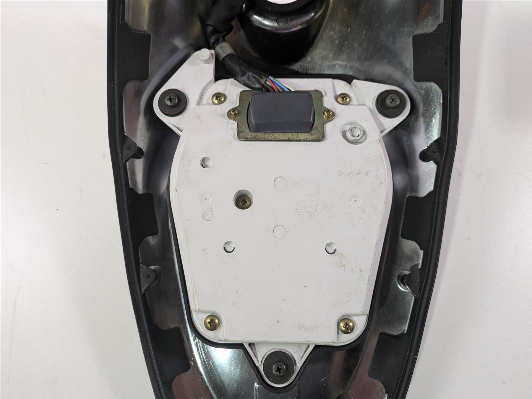 1999 Yamaha XV1600 Road Star Speedometer Gauge & Tank Cover 4WM-83500-31 {{ shop.shopifyCountryName }} - Mototech271