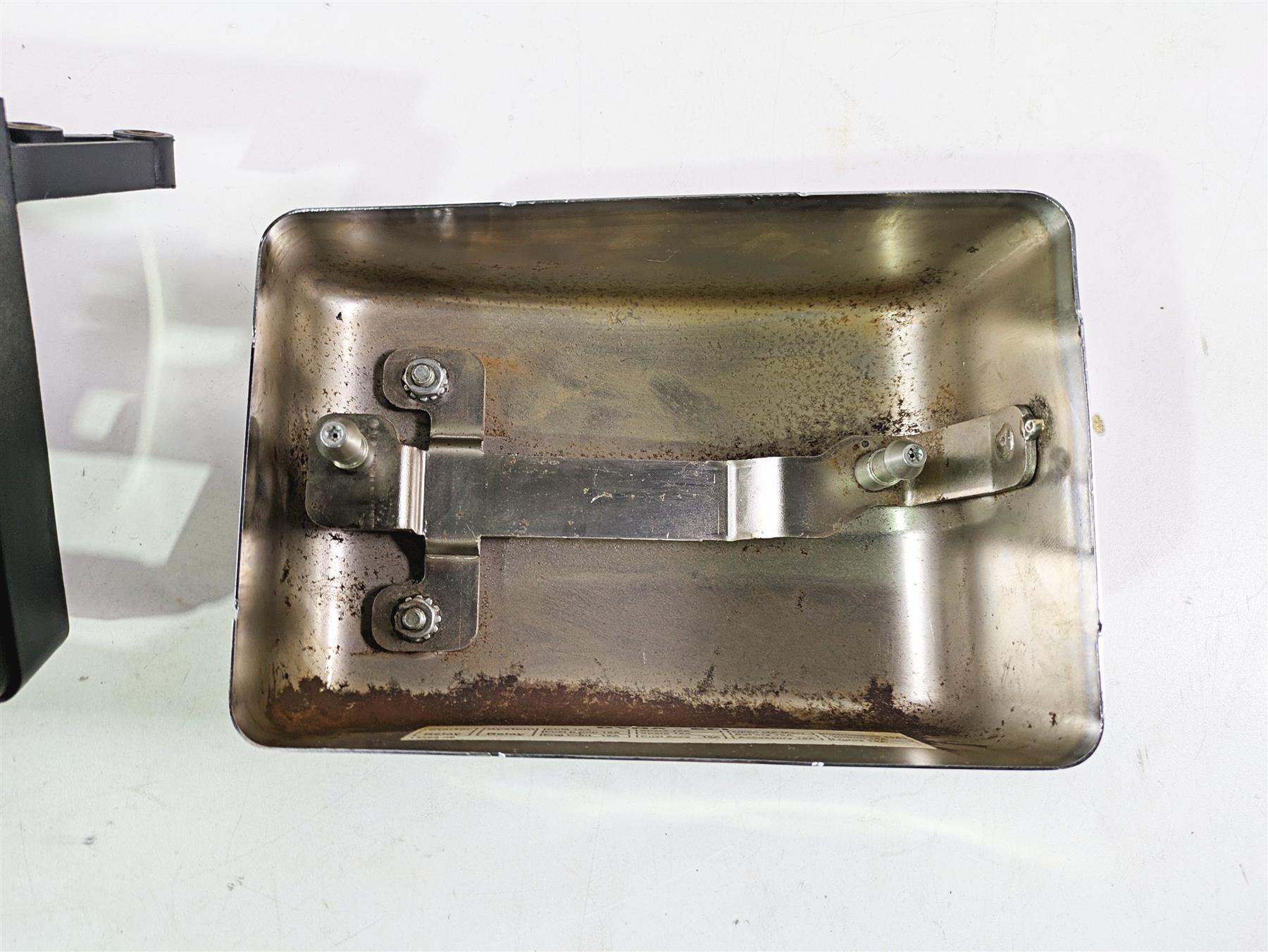 2008 Harley FXDL Dyna Low Rider 105TH Electric Holder Tray & Cover 70367-04B {{ shop.shopifyCountryName }} - Mototech271