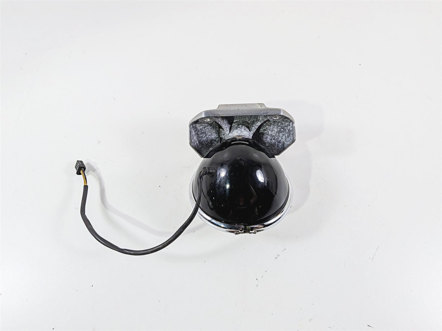 2006 Harley Sportster XL883 Low Headlight Head Light Lamp & Mount 69619-02A {{ shop.shopifyCountryName }} - Mototech271