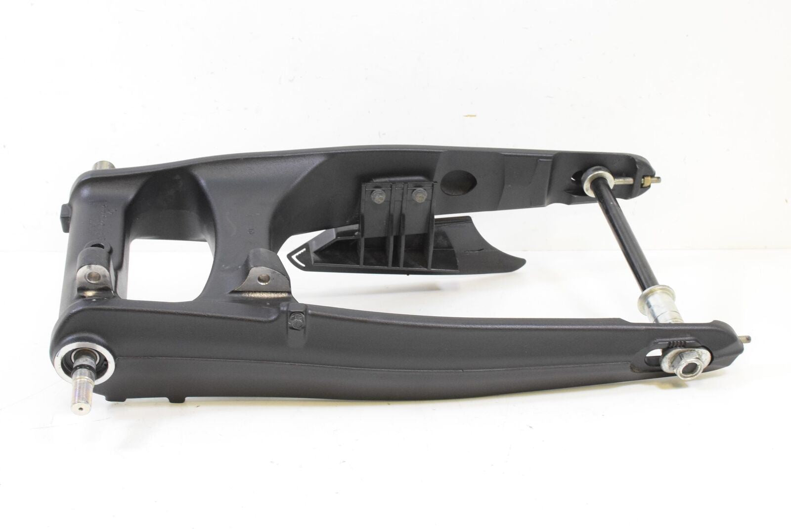 2018 Indian Roadmaster Rear Swingarm Swing Arm 5139825-626 {{ shop.shopifyCountryName }} - Mototech271