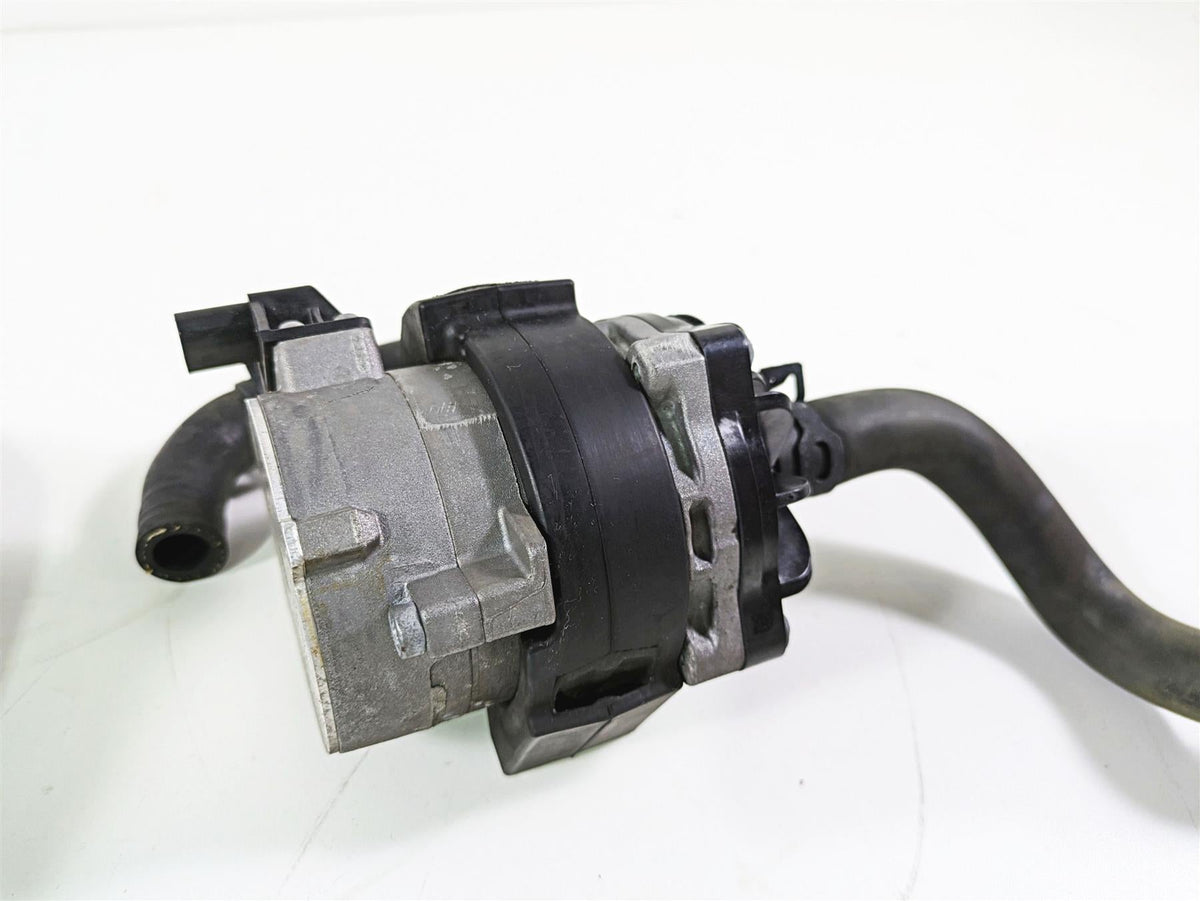 2017 Harley Touring FLHTKSE CVO E-Glide Water Pump + Lines & Cover 26600048A {{ shop.shopifyCountryName }} - Mototech271