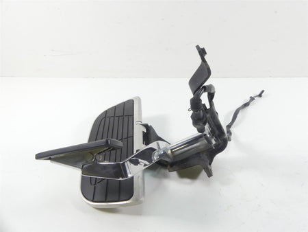 2009 Honda VTX1300 Touring Front Right Floor Board & Brake Pedal 50615-MEA-670 {{ shop.shopifyCountryName }} - Mototech271