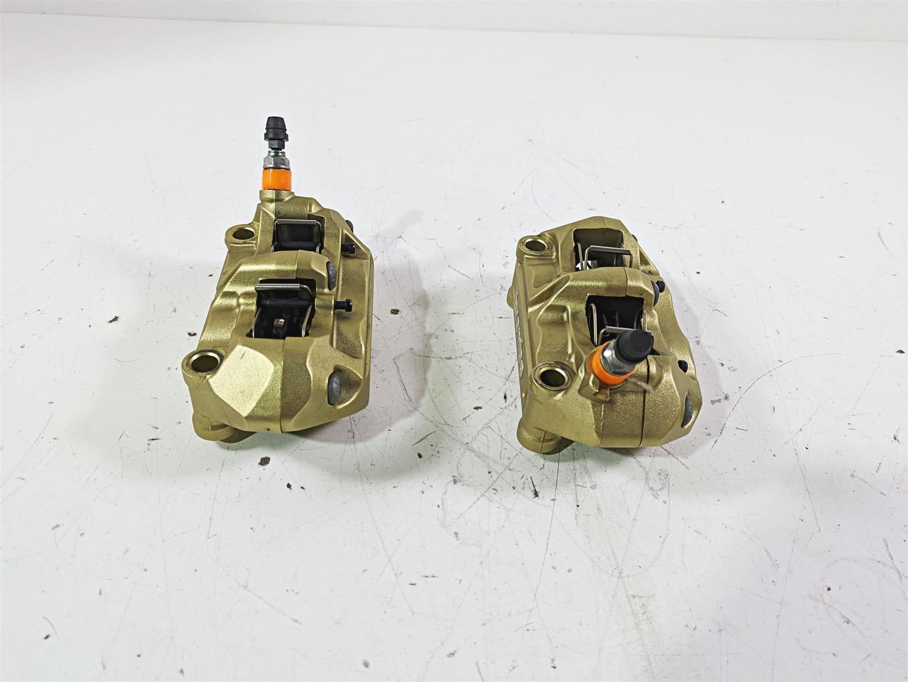 2017 BMW S1000R K47 Brembo Front Brake Caliper Set 100mm 34117714783 34117714784 {{ shop.shopifyCountryName }} - Mototech271