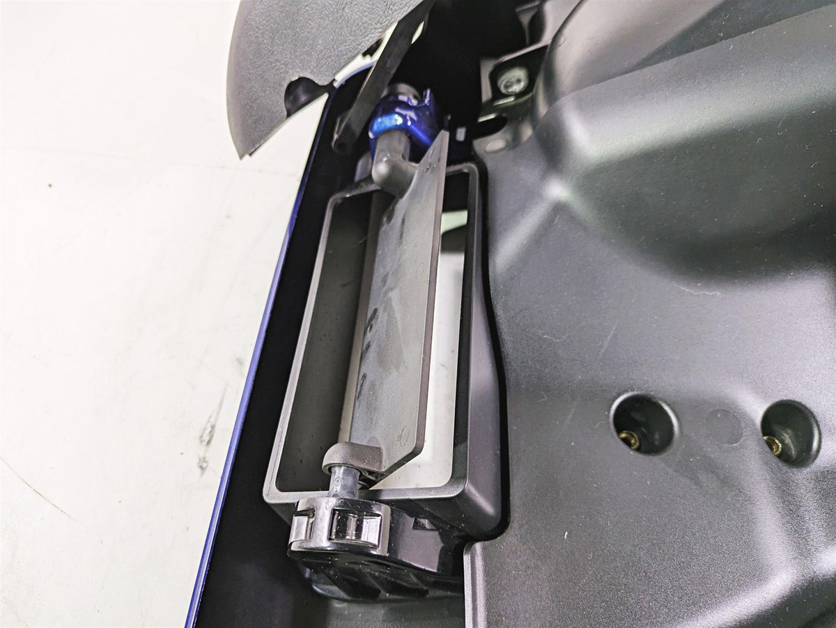 2015 Harley Touring FLHTKL E -Glide Low Right Lower Leg Fairing Cover 57100114 {{ shop.shopifyCountryName }} - Mototech271