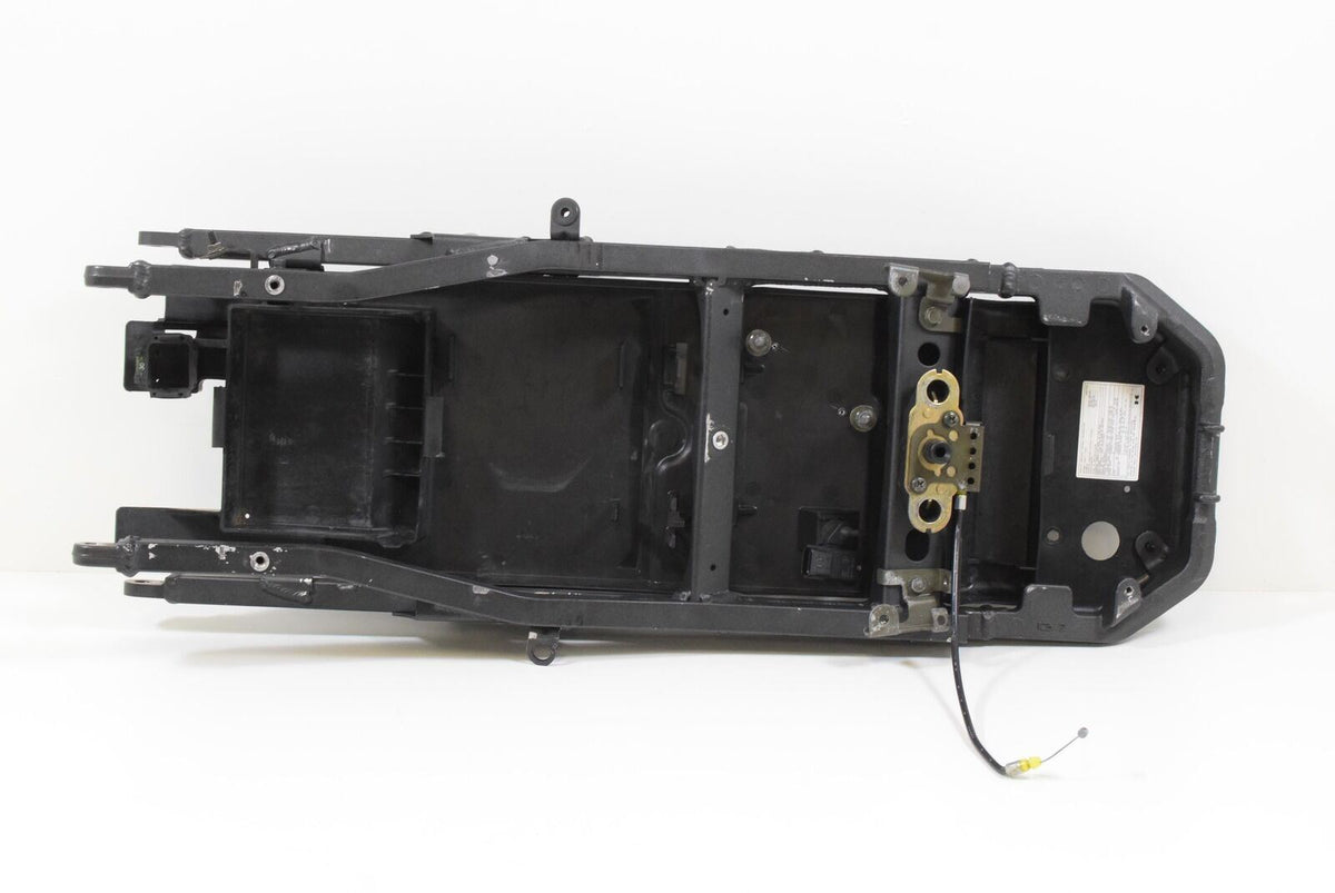 2005 Kawasaki ZX10R ZX10 R Ninja Subframe Sub Frame Inner Fender 32160-0024 {{ shop.shopifyCountryName }} - Mototech271
