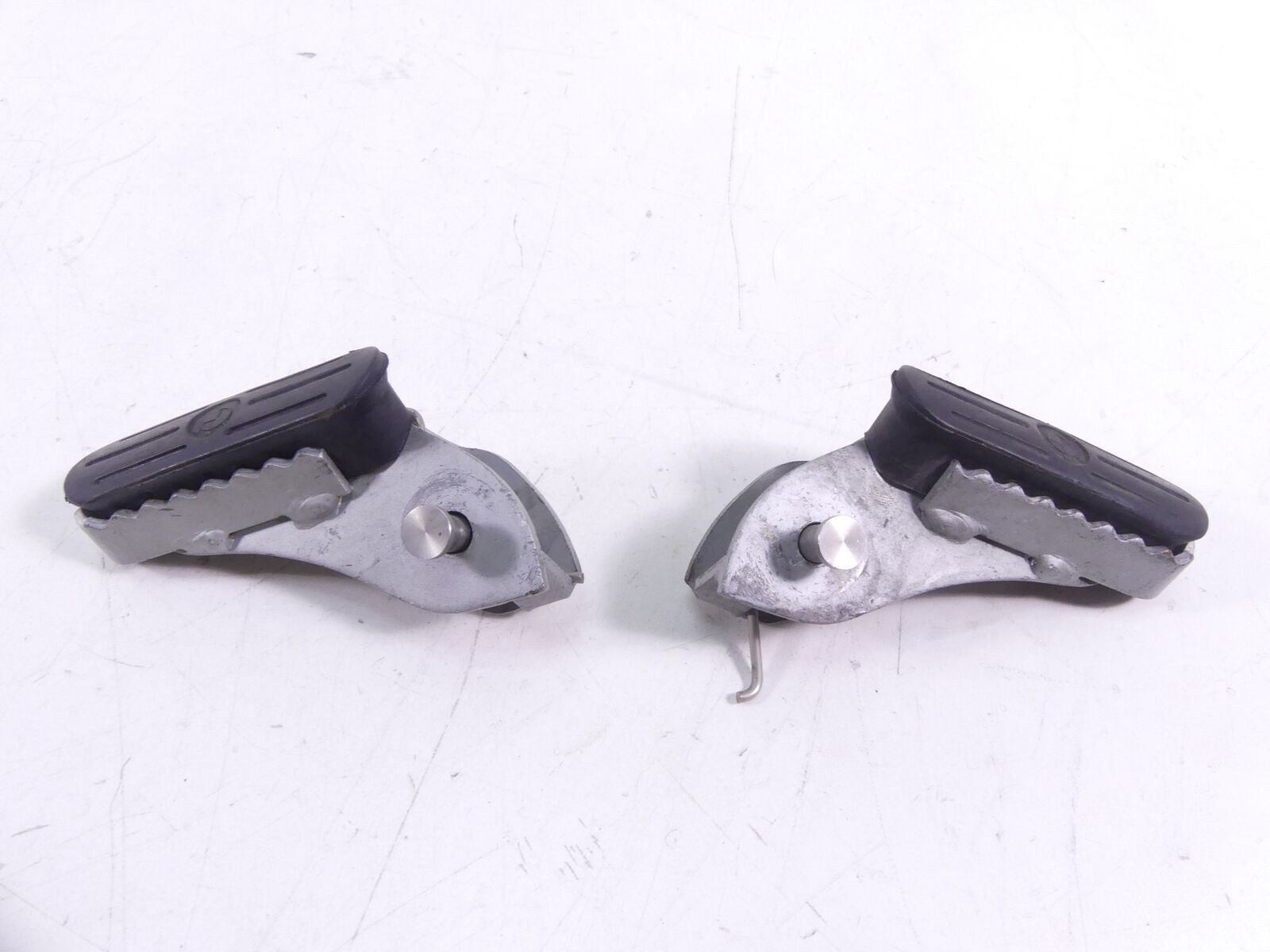 2012 BMW R1200GS K25 Front Rider Driver Footpeg Set 46717729281 46717729281 {{ shop.shopifyCountryName }} - Mototech271