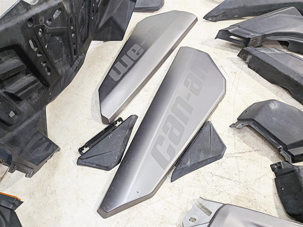 2018 Can Am Maverick X3 XRS Turbo R Fender Hood Cover Fairing Set 705012578-Mototech271