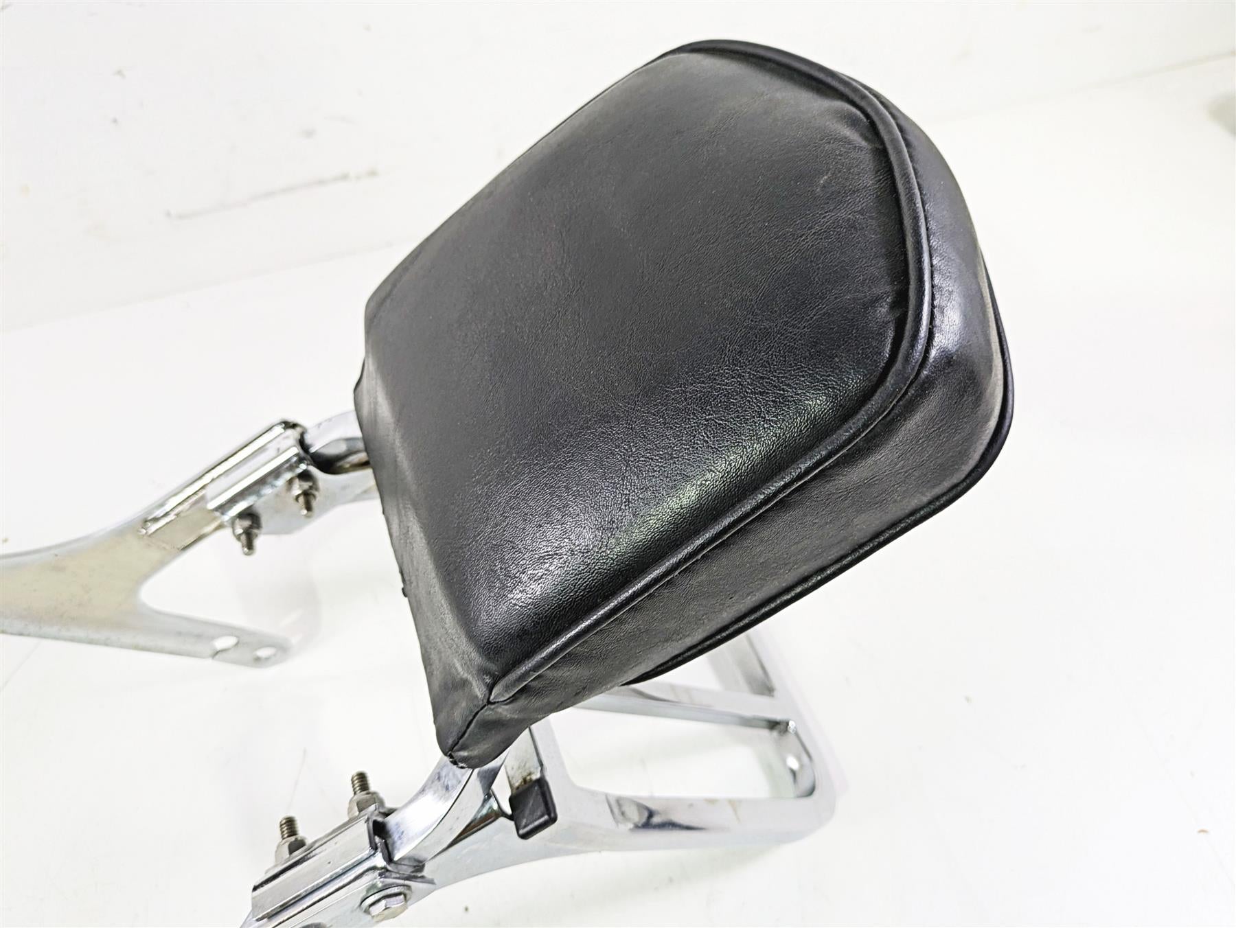 2002 Harley Dyna FXDL Low Rider Rear Chrome Sissy Bar Backrest Six Pack Rack {{ shop.shopifyCountryName }} - Mototech271