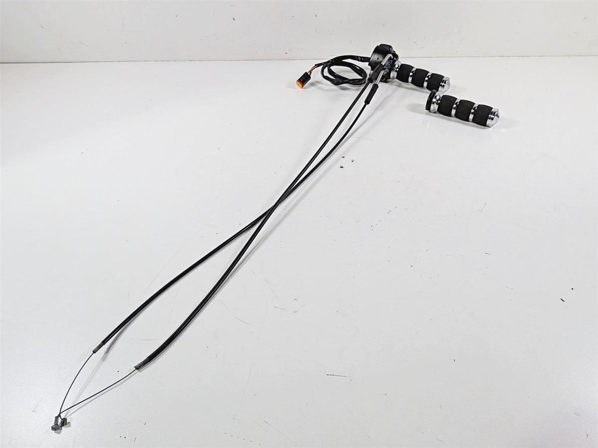 2006 Harley Sportster XL883 Low Right Hand Control Switch 71684-06A 71683-06A {{ shop.shopifyCountryName }} - Mototech271