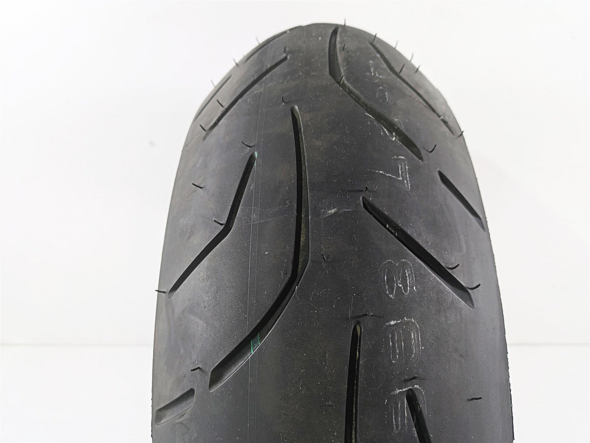Used Rear Motorcycle Tire Bridgestone Battlax Hypersport S20 R 190/50ZR17 49miles Only {{ shop.shopifyCountryName }} - Mototech271