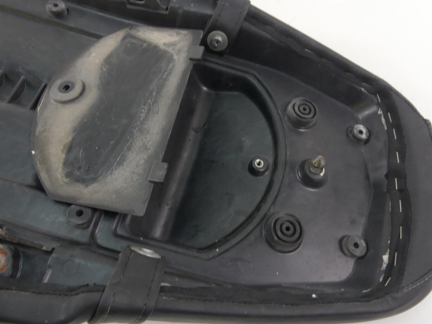 2014 Moto Guzzi Griso 1200 SE 8V Rider Passenger Duo Seat Saddle -Read {{ shop.shopifyCountryName }} - Mototech271