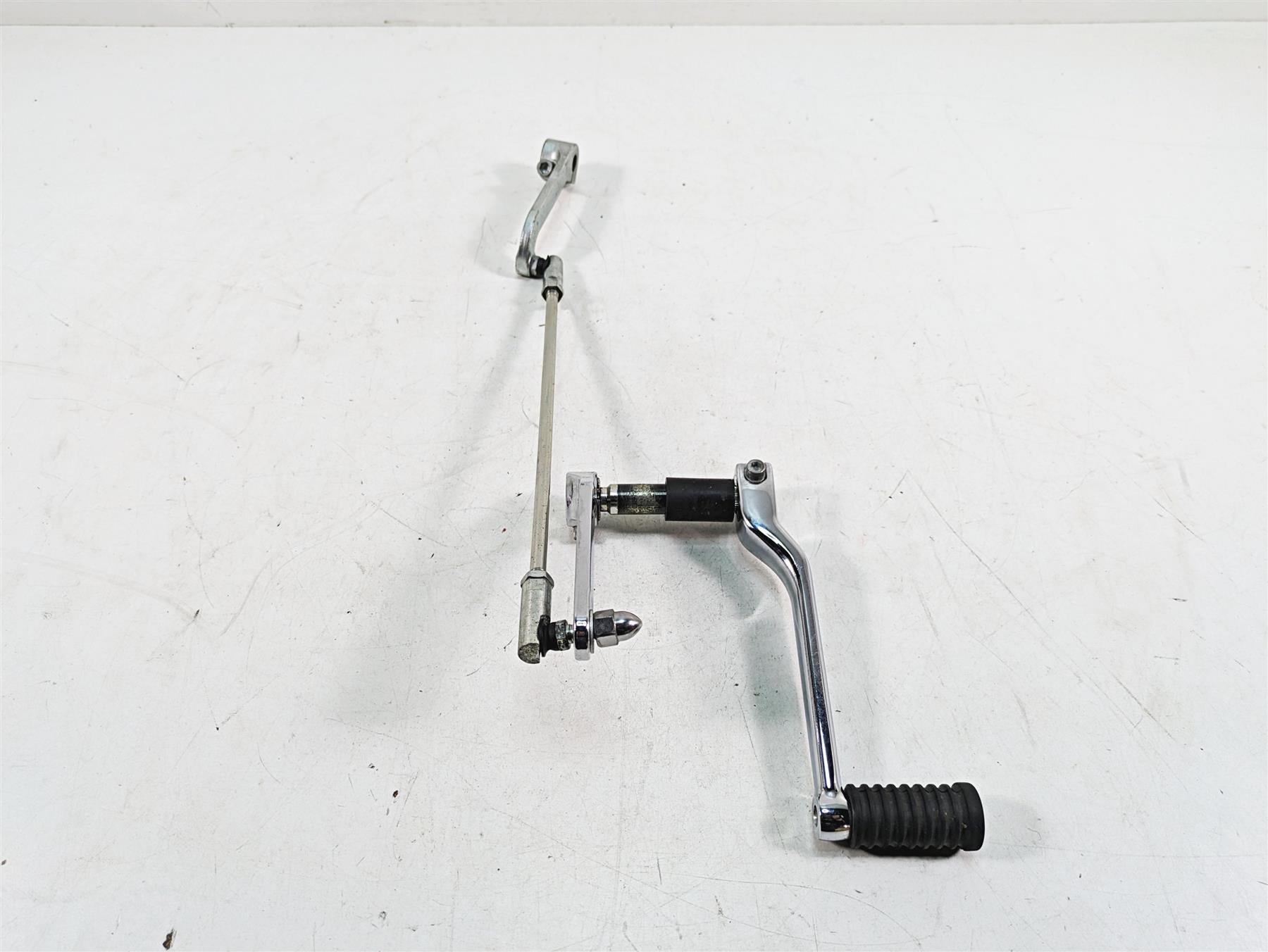 2020 Harley Touring FLHX Street Glide Gear Shifter Shift Lever + Links 33895-82E {{ shop.shopifyCountryName }} - Mototech271