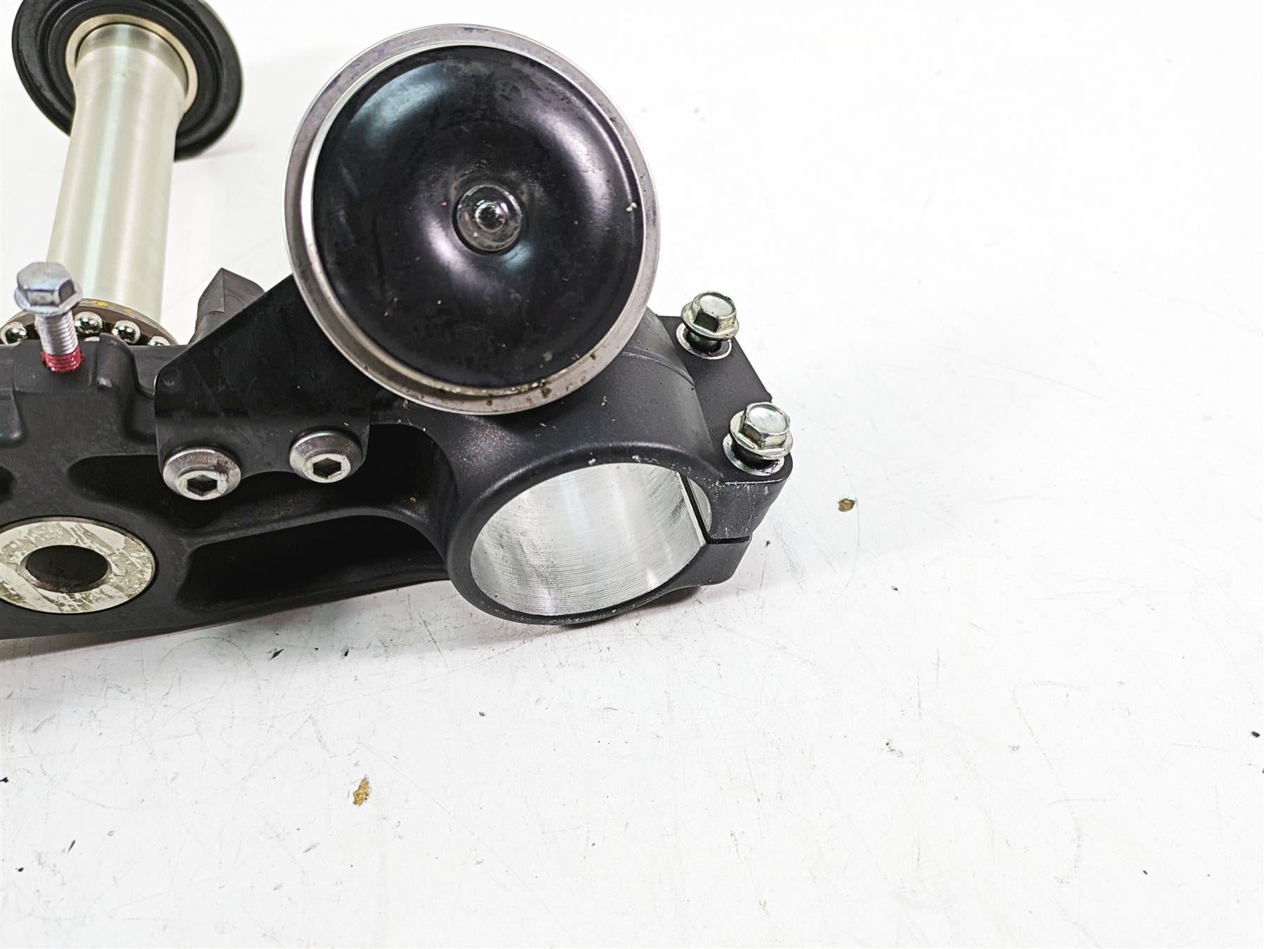 2018 Kawasaki ZX1002 Ninja H2 SX Lower Triple Tree - 55mm - Read 44037-0179 {{ shop.shopifyCountryName }} - Mototech271