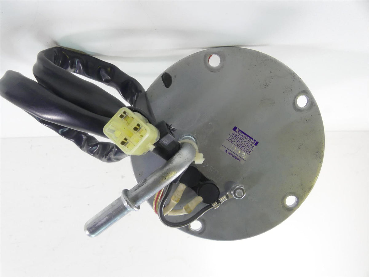 2012 Kawasaki ZX1400 ZX14R Ninja Fuel Gas Pump & Sending Unit 49040-0024 {{ shop.shopifyCountryName }} - Mototech271