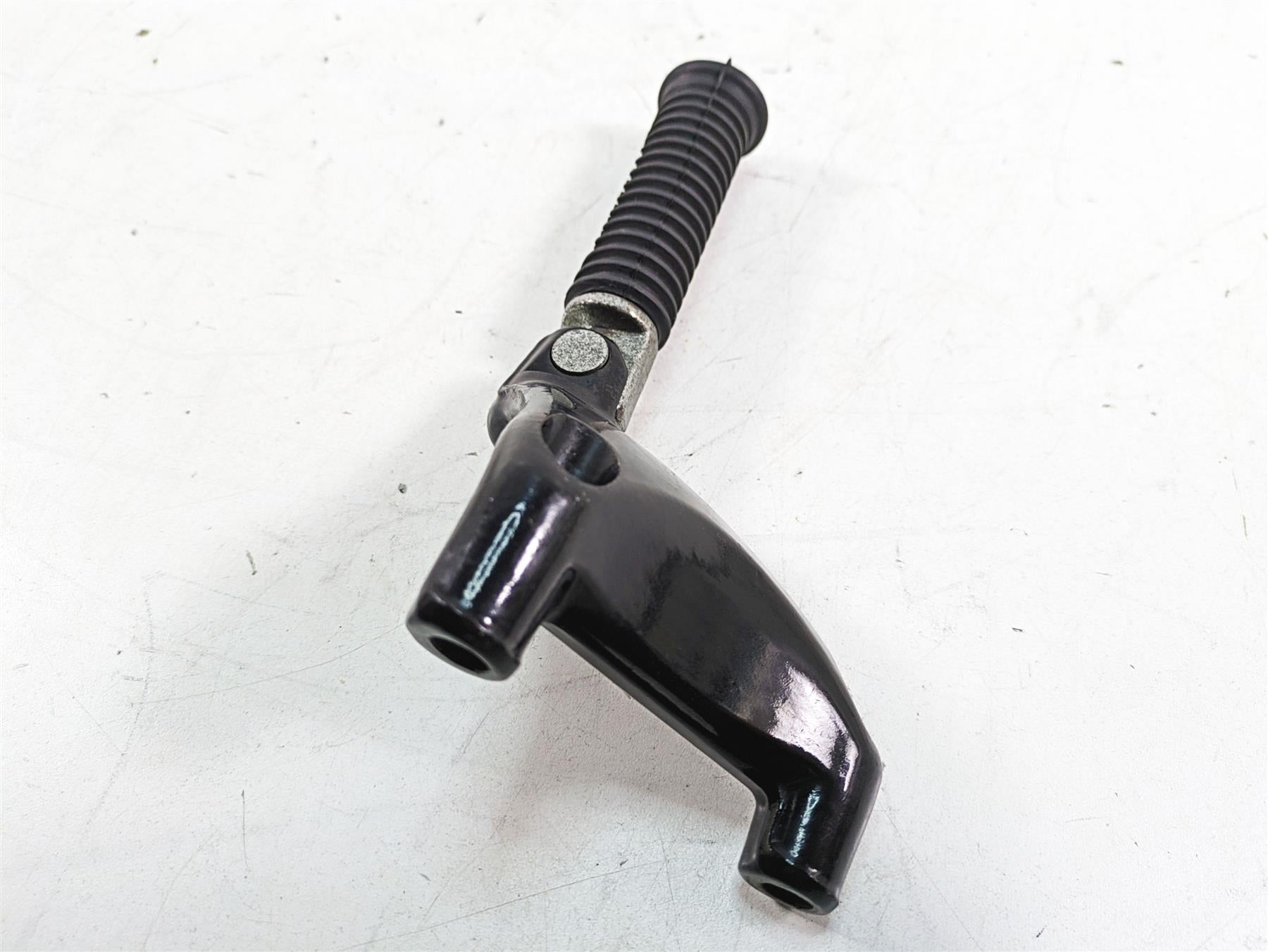2007 Harley Sportster XL1200 C Left Rear Passenger Footpeg & Mount 49315-04 {{ shop.shopifyCountryName }} - Mototech271