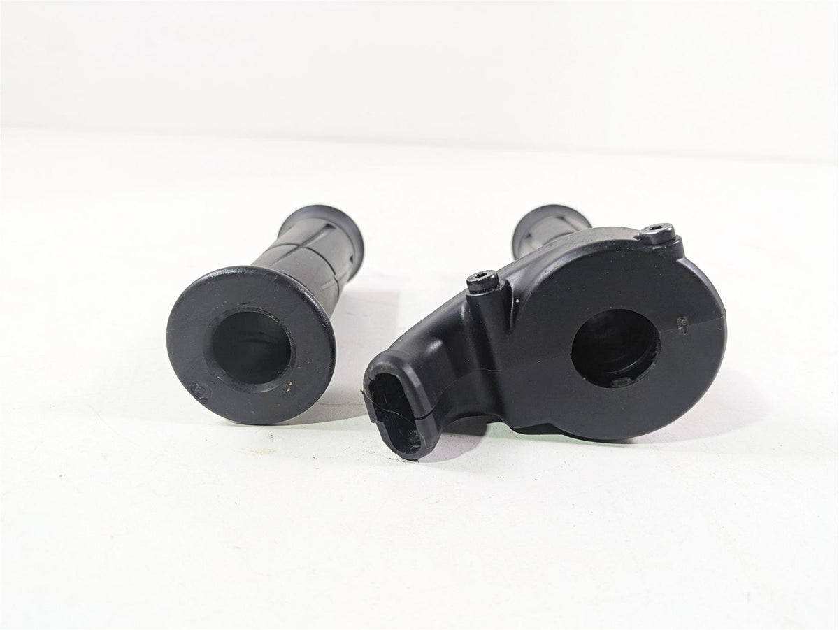 2024 Kawasaki ZX6R ZX636 Ninja Throttle Grip Handle Set 46019-0020 {{ shop.shopifyCountryName }} - Mototech271