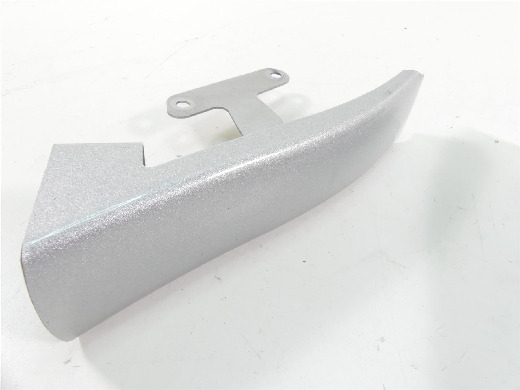 2009 Harley FLHTCU SE4 CVO E-Glide Fender Saddlebag Trim Filler Set 91638-09CZB {{ shop.shopifyCountryName }} - Mototech271