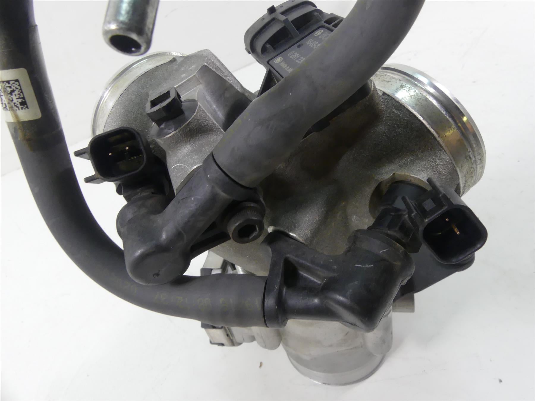 2016 Indian Chieftain Dark Horse Throttle Body Bodies Intake Manifold 1204685 {{ shop.shopifyCountryName }} - Mototech271