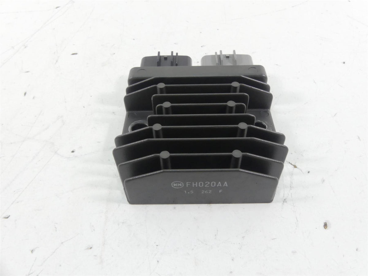 2021 Honda CBR600RR Rectifier Voltage Regulator 31600-MGZ-J01 FH020AA {{ shop.shopifyCountryName }} - Mototech271