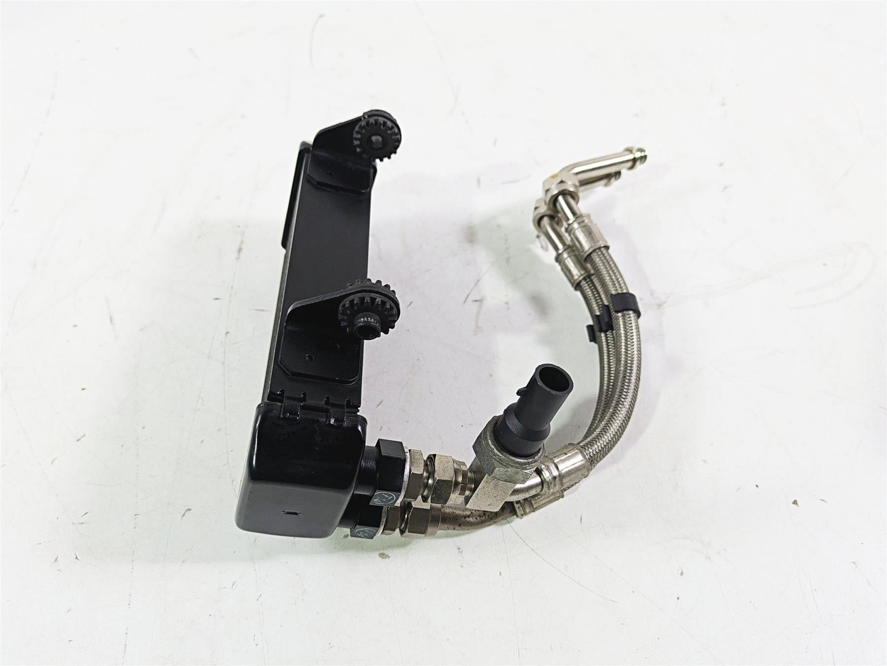 2018 Ducati Hypermotard 939 SP Oil Cooler With Lines 54841091A {{ shop.shopifyCountryName }} - Mototech271