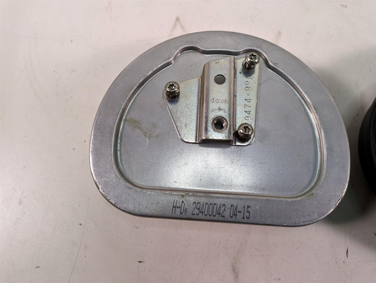 2006 Harley Touring FLHTCUI Electra Glide Air Cleaner Breather Filter 29581-01B {{ shop.shopifyCountryName }} - Mototech271