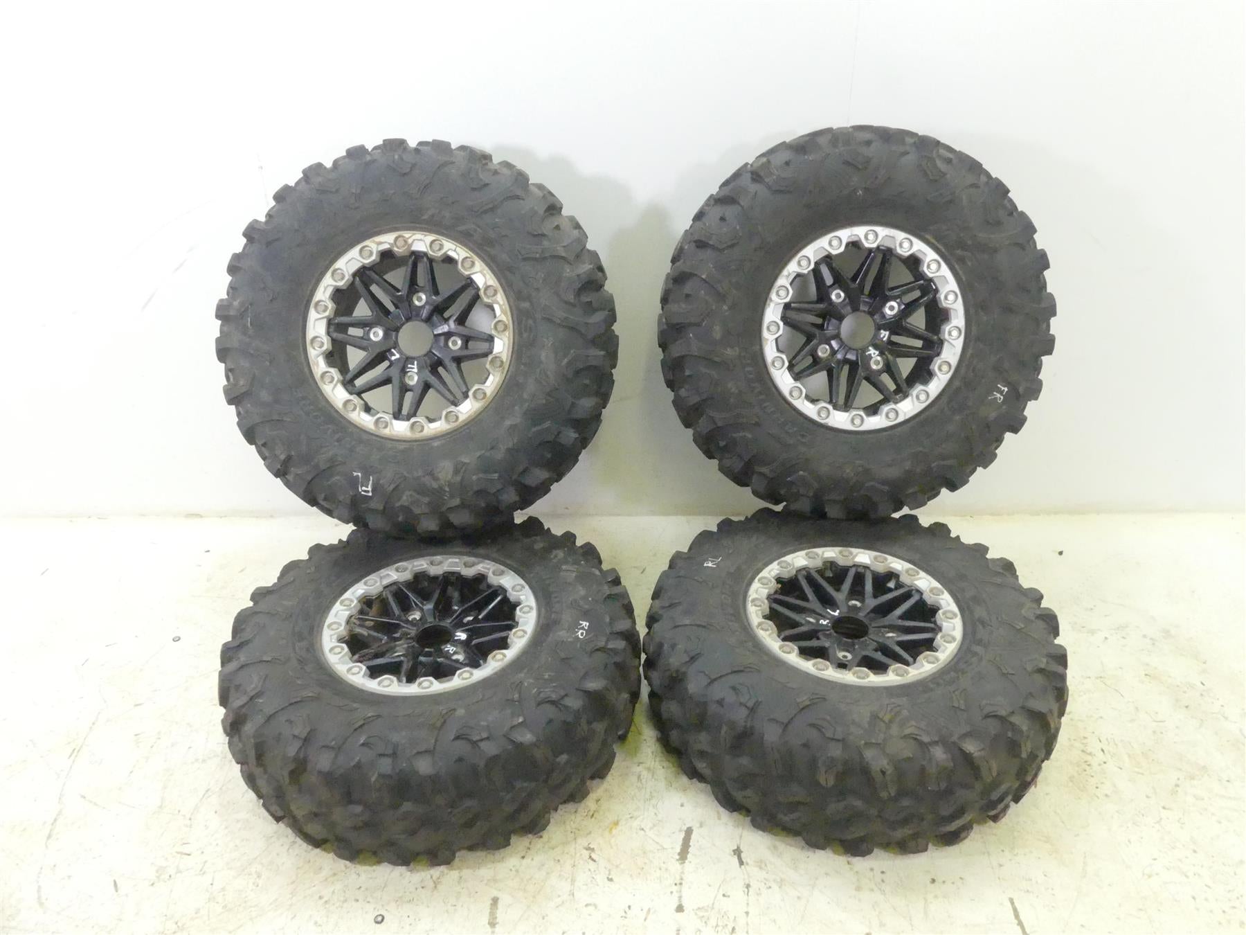 2021 Kawasaki Teryx KRX KRF 1000 Oem Wheel Tire Set 31x10R15 15x8 43058-0706 {{ shop.shopifyCountryName }} - Mototech271