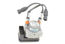 Load image into Gallery viewer, 2016 Indian Chief Classic Abs Brake Pump Module 1911937 | Mototech271
